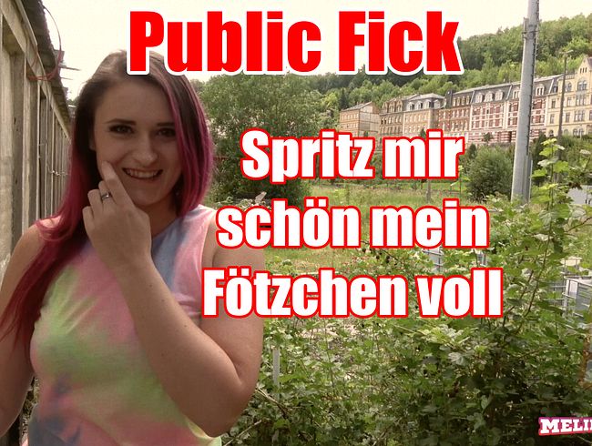 Hinter dem Gartenhäuschen xxx Creampie